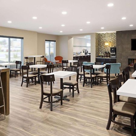 La Quinta Inn & Suites By Wyndham Wenatchee Ngoại thất bức ảnh