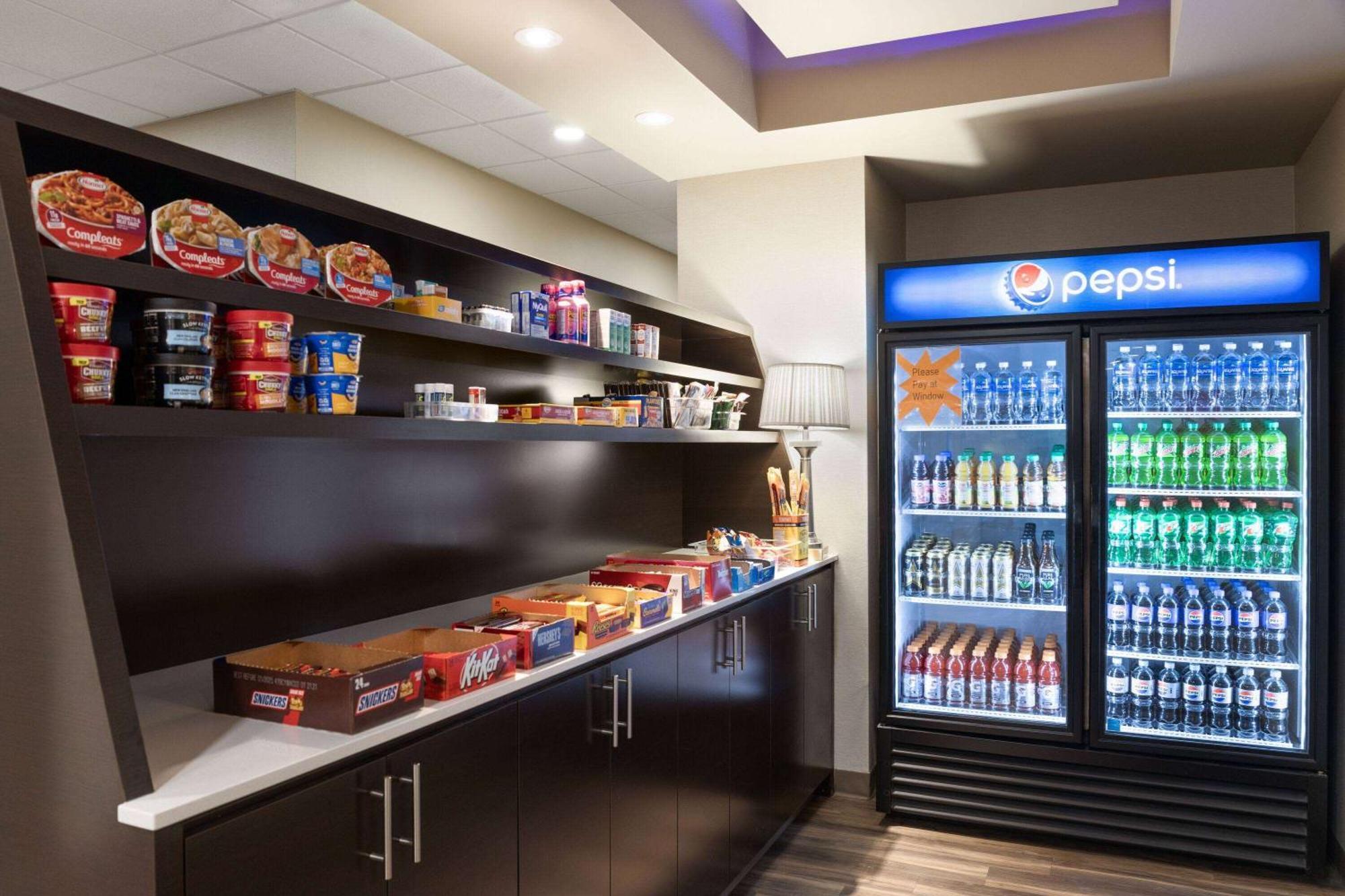 La Quinta Inn & Suites By Wyndham Wenatchee Ngoại thất bức ảnh
